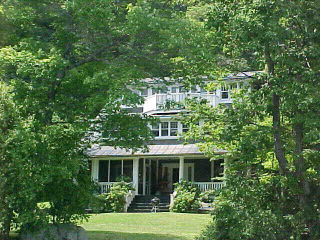 Building photograph for 25 WEST SHORE PLACE